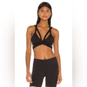Alo Yoga Black Nadi sports bra size medium
